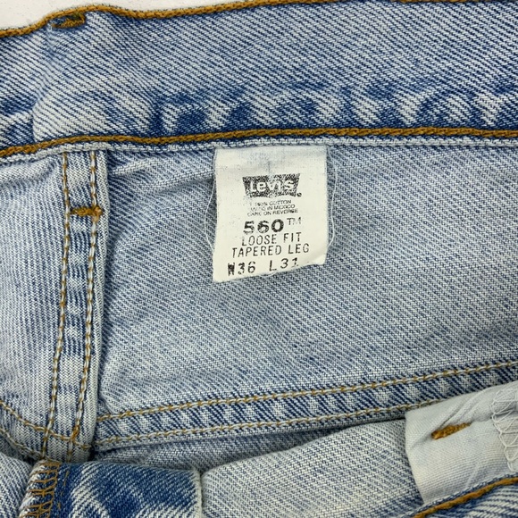 Vintage LEVI'S 560 High Waisted Wedgie Jeans - Picture 6 of 8